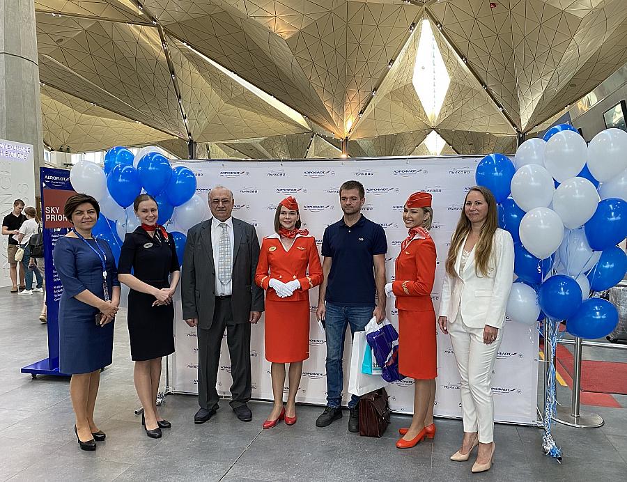 Pulkovo airport served the millionth passenger of Aeroflot - RUSSIAN ...