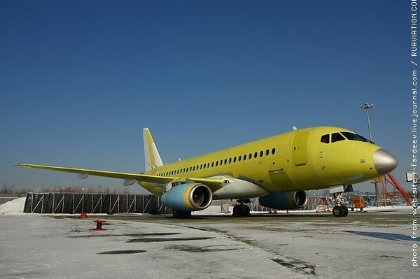 Sukhoi SuperJet 100 LR